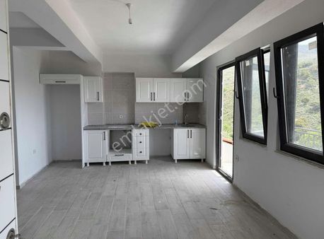 Nostalji Emlaktan Merkezde Kiralık Daire