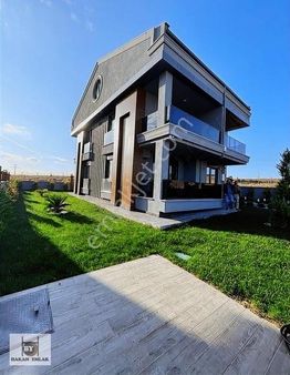 Kod-700 Silivri Gümüşyaka Da Deniz Ve Doğa Manzaralı Lüx Villa