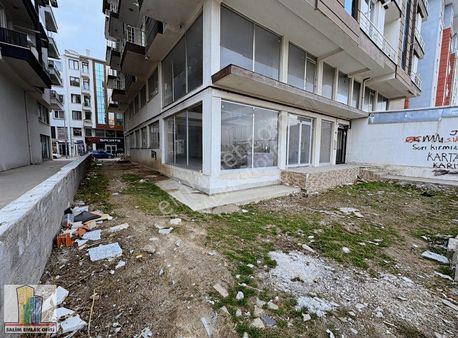 Erenler'de Kiralık Eskişehir Yoluna Cepheli Geniş Dükkan