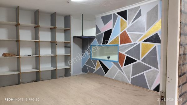 Fatih Karadeniz Cadde Civari Yari Bodrum Depo Yüksek Tavan