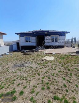 Altındağ Peçenek'te 300 M2 Bahçe İçinde 2+1 Müstakil Ev