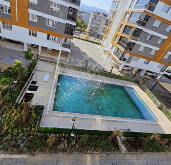 Emsal Değerinin Altında Yeşil Mahalle Site İçi Havuzlu 200m2 Sıfır 3+