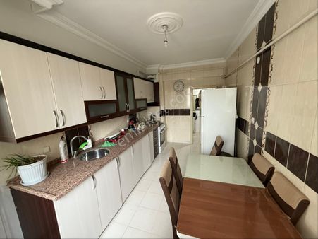 Arıkandan Selçuklu Mahallesinde Arakat 3+1 Satılık Daire