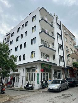 Çarşı İçinde Daire