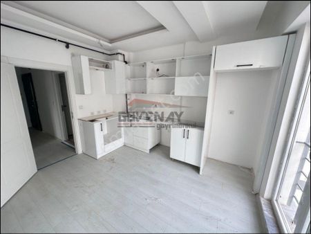 Güvenay - Çorum Ulukvak İkizler Benzinliği Arkası Ara Kat Satılık Daire