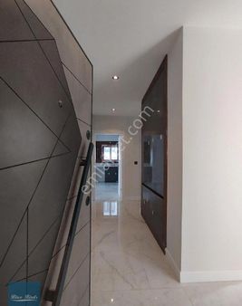 Kuşadası Değirmendere Satılık Lüks 2+1 Bahçe Katı