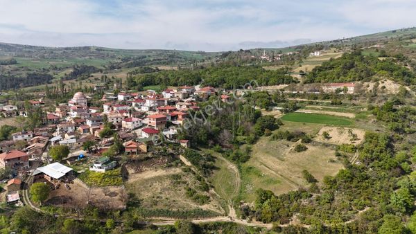 Geyve Karacaören'de 1.728 M2 İmarlı Arsa