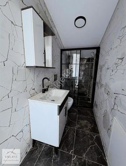 Urla Merkezde Satılık 2+1 Sıfır Daire