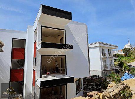 Mumcularda Satılık 1+1 Daire