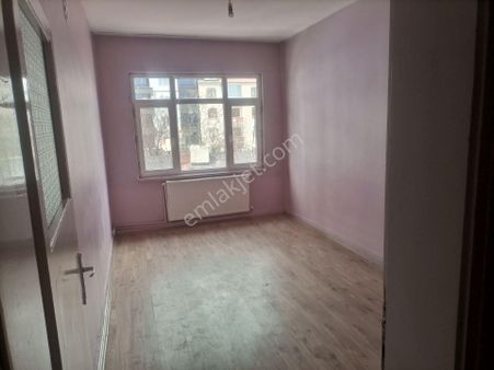 Namık Kemal İlköğretim Okulu Yanı Satılık Kaçmaz Kupon Daire 3+1