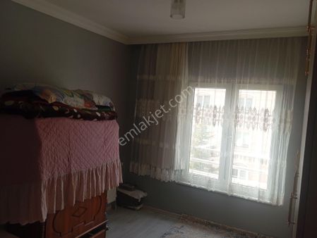 İnegöl Toki 2. Etapta Satılık Daire 2+1 İçi Yenilenmiş