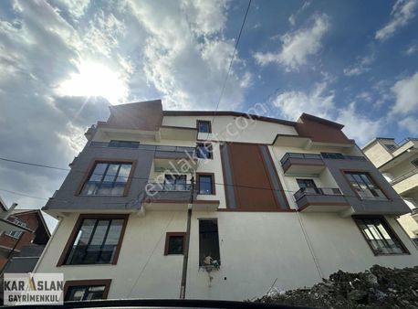 Başiskele Yeşilyurt'ta Merkezi Konum Lüx Satılık Çatı Dubleks