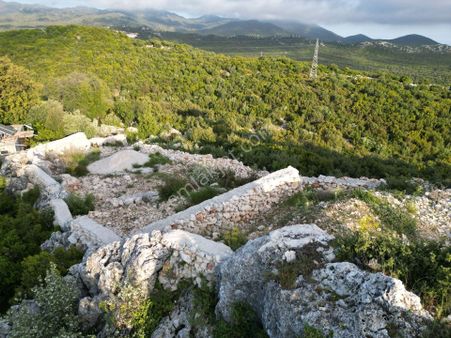 Viga Emlak'tan Kaş Ağullu Köyünde Deniz Manzaralı İmarlı Arsa