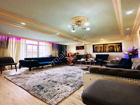 Ercin Yapı Dan Metrobüse 2 Dakika Yürüme Mesafesi 5+ 2 Dublex