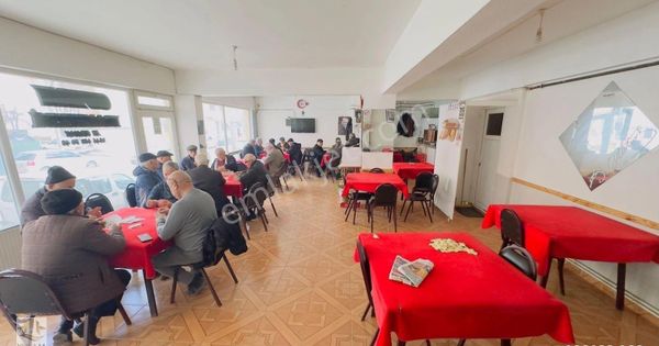 Yuvam Gayrimenkul'den Emek Caddesi Üzeri Satılık 120 M² İş Yeri