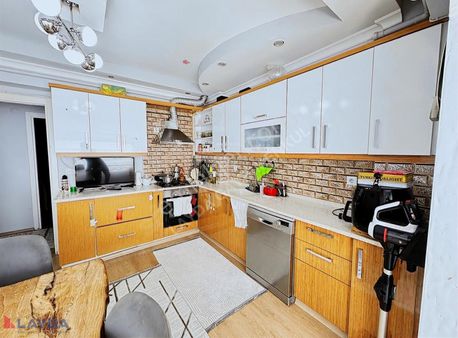 Layda'dan Ayrancılar Mah. Satılık 3+1 Ebeveyn Banyolu Daire