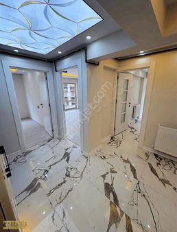 Selçuktan Tunca Mah Çok Güzel Konumda 3+1 130m2 Ara Kat Daire