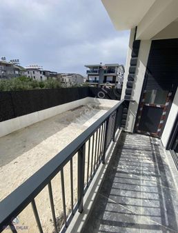 Ilıca'da Köşebaşı Havlu Lüks Daireler