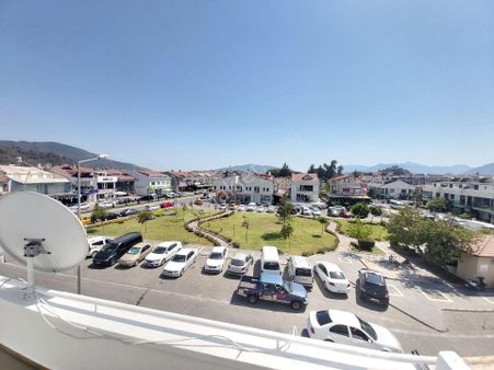 Marmaris İşlek Noktasında Satılık Ticarete Uygun Dubleks Konut