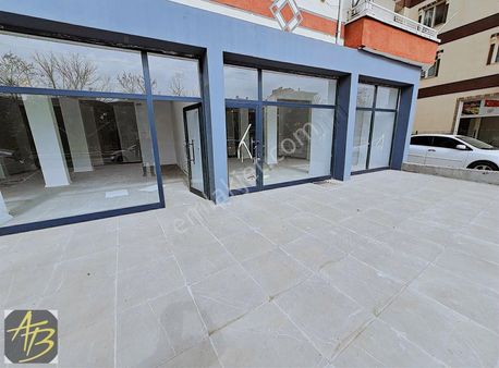 2 Adet Dükkan Ana Cadde Üzeri 200 M2 İçi 160 M2 Dış Satılık
