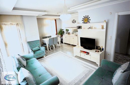 Samandıra Da 3+1 140 M2 İskanlı Satılık Ara Kat Daire