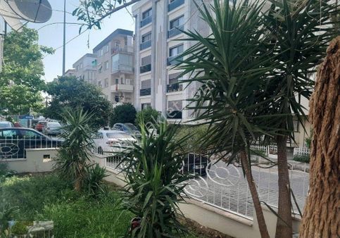 Bostanlı Sahile Yürüme Mesafesinde