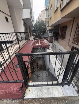 Köşe Konumda Sıfır Bina Üstünde Ofisi Olan Bodrum Dükkan