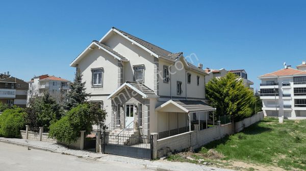 Karaman Cumhuriyet Mahallesi'nde Ayrıcalıklı Yaşam Sizi Bekliyor