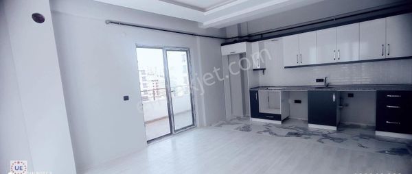 Uygun Atakum Pamuklu Bulvarında 63 M² Geniş Balkonlu 2. Kat 1+1 Sıfır Altında Daire Olan