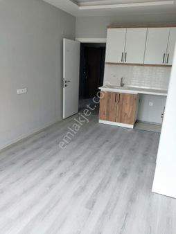 Emlak Konut Arkası Satılık Fırsat 1+1 Daire