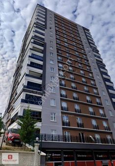 Mamak'ta Güvenlikli Sitede Eşyalı Satılık 3+1 Fırsat Daire