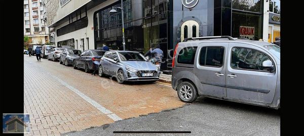 Kiralık Yenidoğanda 4katlı 700 Metrekare İşyeri