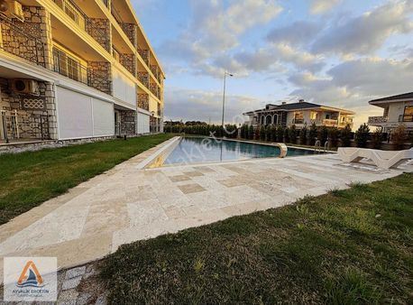 Ayvalık Altınova Elit Site İçinde Taş Tasarım 1+1 Sıfır Daire