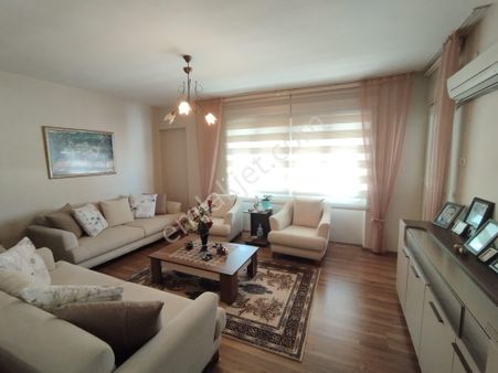 Barajyoluna Yürüme Mesafesinde Mavi Bulvar Üzerinde Sitede 3+1 Temiz Daire