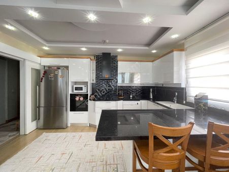 Ra Gayrimenkul Altaylılar Mh.site İçerisinde Satılık 4+1