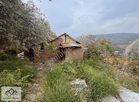 Karabağlar Limontepe'de 278m2 İçinde Kargir Ev Satılık