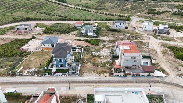 Menemen Villakentte Villa İmarlı Satılık Müstakil Arsa