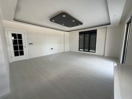 ▀▄jet'ten Altınkumda Modern Tasarımlı Ebeveyn Banyolu Geniş 2+1