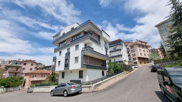 Ayvalı Kardeşlerde Köşe Manzaralı Asansörlü Dublex