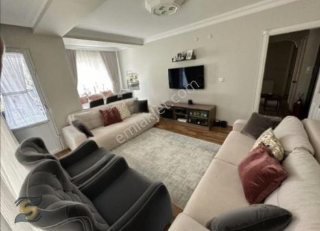 Ortanokta Gayrimenkulden Cihangirde 3+1 Fırsat Daire