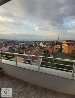 Satılık Ihsaniye Merkezde Geniş Daire