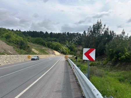 Çanakkale-balıkesir Yoluna Cephe 3.040m2 Yatırımlık Satılık Arsa