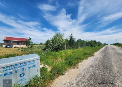 Edirne/ Lalapaşa/ Uzunbayır Köyünde Müstakil Bahçeli Full Eşyalı Satılık Ev