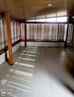 Aydın/kuşadası/güzelçamlı Site İçinde Eşyalı Tripleks Satılıktır