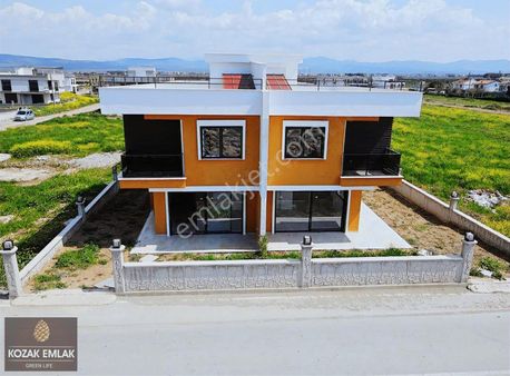 Gömeç Sahilinde Plaja Yürüme Mesafesi Satılık Sıfır Villa