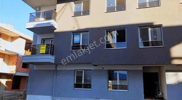 Tire Ramada Arkası Ara Kat Satılık 1+1 Daire