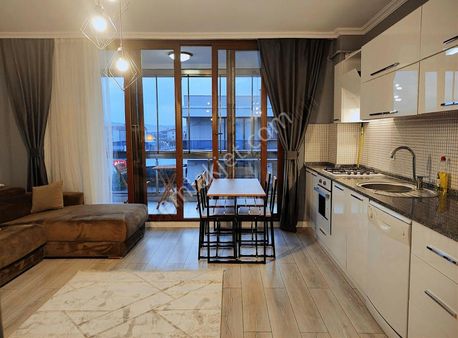 Muradiye Villalar Bölgesinde Sitede Eşyalı Satılık 1+1 Daire