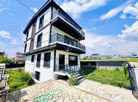 ꧁▇leyal Grup▇꧂300m² Arsa İçinde Merkezde Geniş Ailelere Özel 6+1