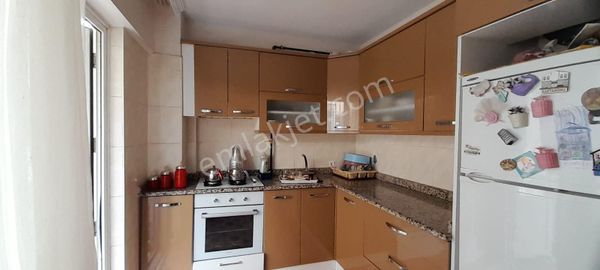 Cumhuriyet Mahallesinde Satılık Müstakil Daire...