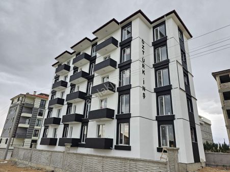 Toros Mah. 1+1 Kombili Yerden Isıtma Sıfır Satılık Daire